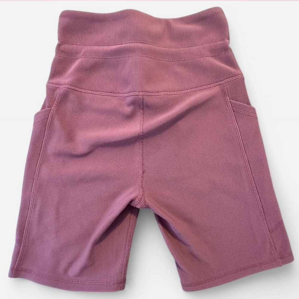 Move Theology Activewear Set - Picture 6 of 8